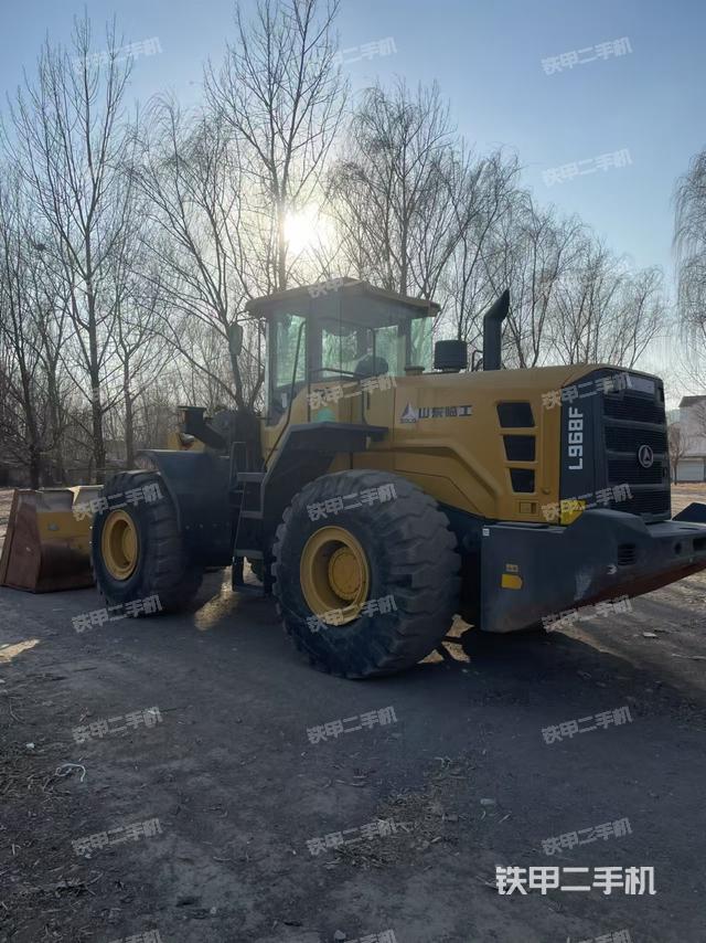 整機右后45°（整機外觀及大件）