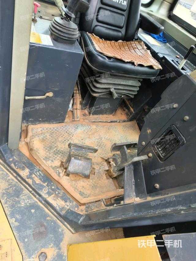 小時表（推土機駕駛室）