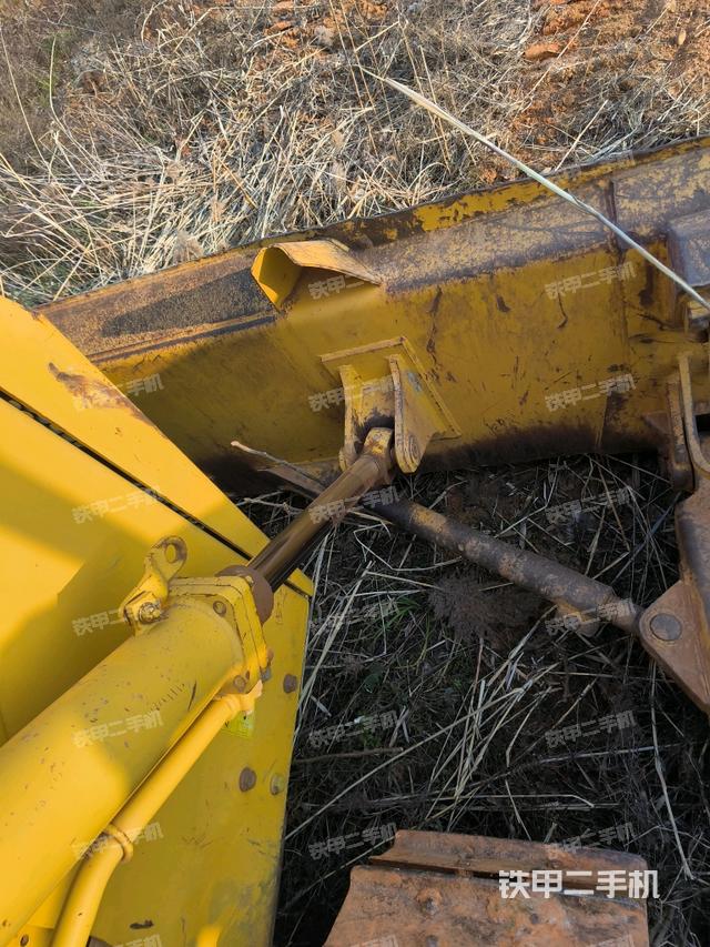 左引導(dǎo)輪（推土機(jī)底盤及工作裝置）