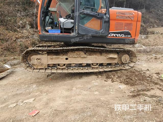 驾驶室整体（整机外观）