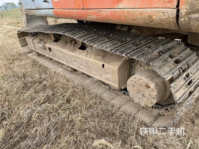 右側(cè)履帶整體(行走機(jī)構(gòu)) 右側(cè)履帶整體(行走機(jī)構(gòu))