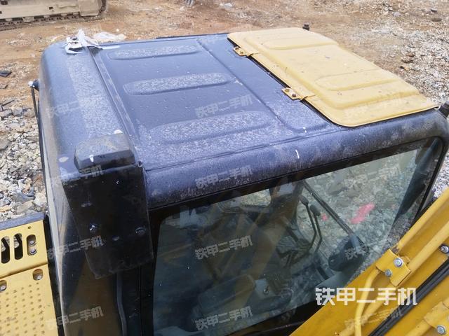 駕駛室頂部俯視(上車部件) 駕駛室頂部俯視(上車部件)