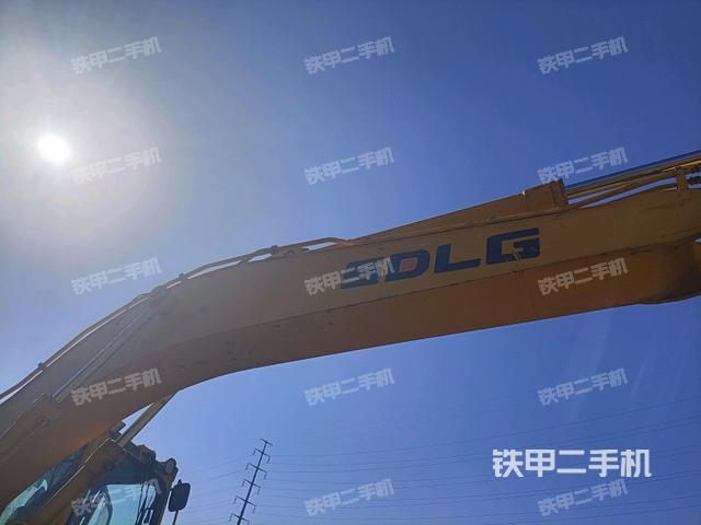 大臂整體?右側(cè)（工作和回轉(zhuǎn)裝置）