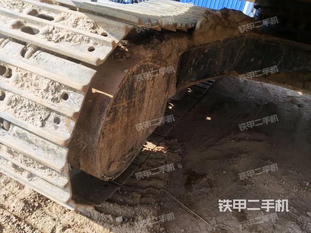 左側(cè)行走馬達(dá)蓋板(行走機(jī)構(gòu)) 左側(cè)行走馬達(dá)蓋板(行走機(jī)構(gòu))
