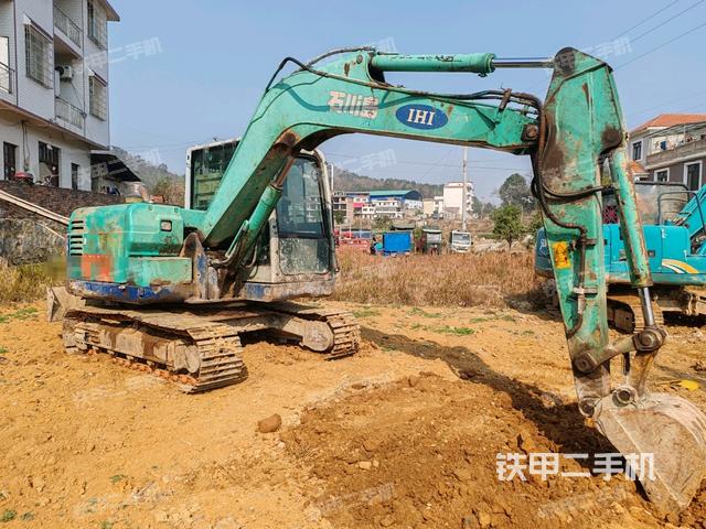 右后45(整機(jī)外觀) 右后45(整機(jī)外觀)