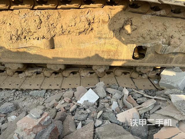 单侧履带整体（整机外观）