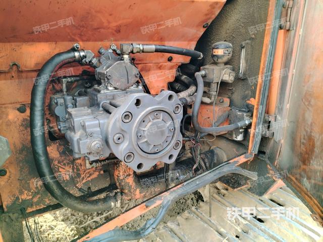 液壓泵室（大件艙室）