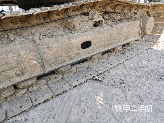 左驅(qū)動(dòng)輪(行走機(jī)構(gòu)) 左驅(qū)動(dòng)輪(行走機(jī)構(gòu))