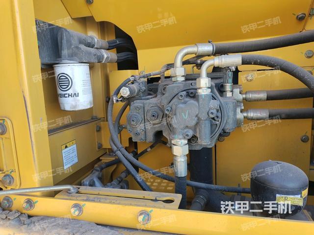 液壓泵斜45?左（大件艙室）