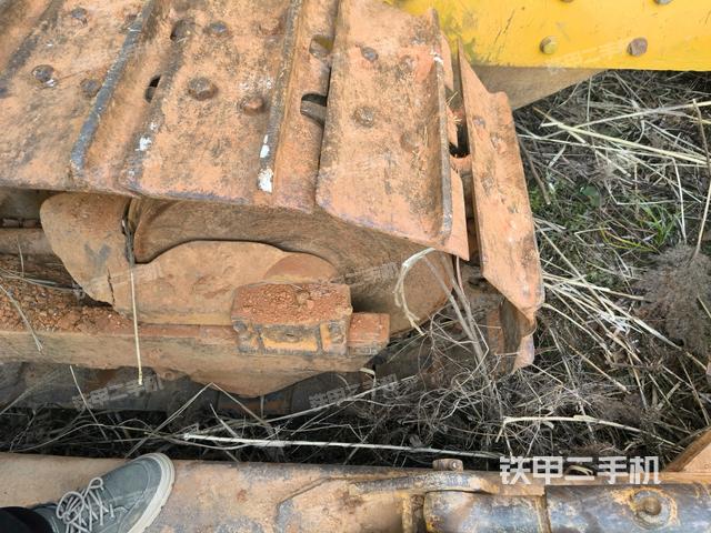 左驅(qū)動(dòng)輪（推土機(jī)底盤及工作裝置）