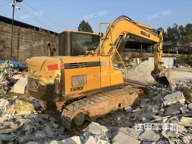 整机右后45°（整机外观）