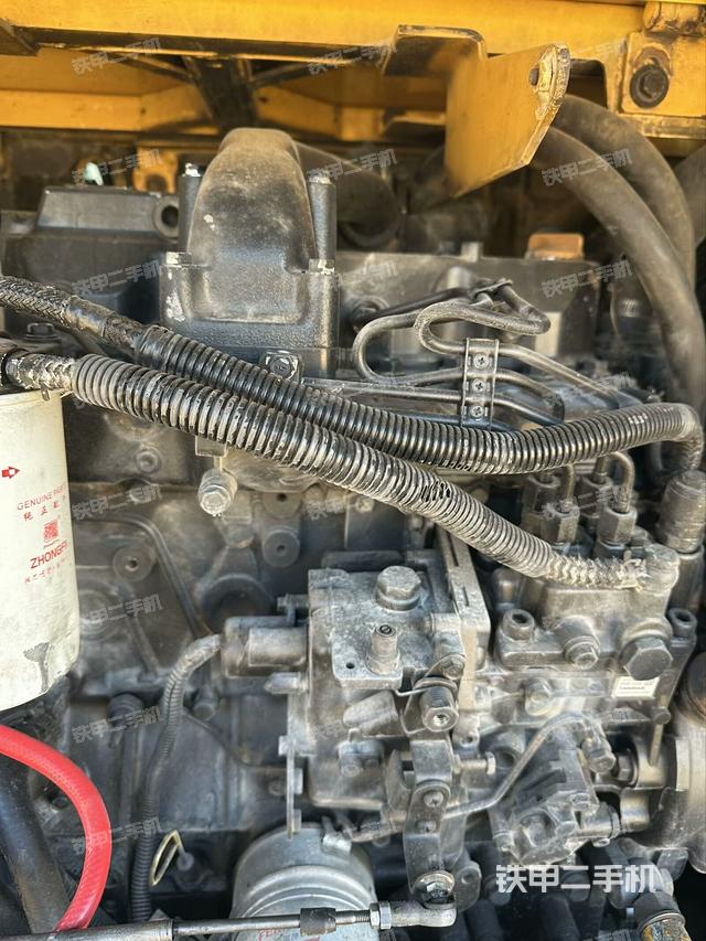 發(fā)動機(jī)整體俯視（整機(jī)外觀）