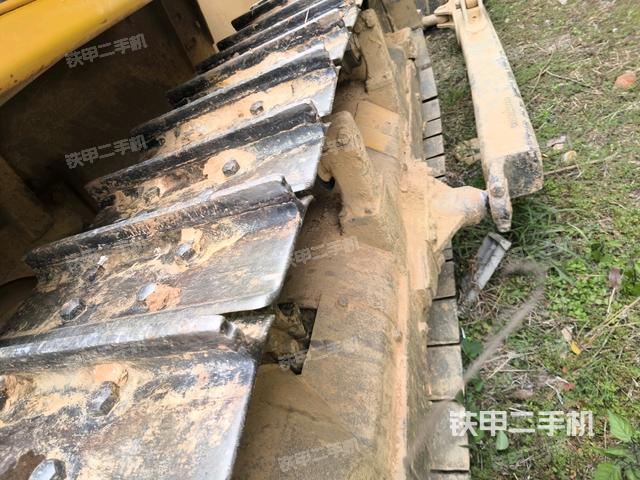 推土鏟右后（推土機底盤及工作裝置）