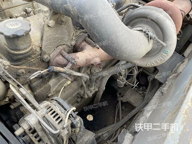 氣門室蓋螺絲特寫(上車部件) 氣門室蓋螺絲特寫(上車部件)