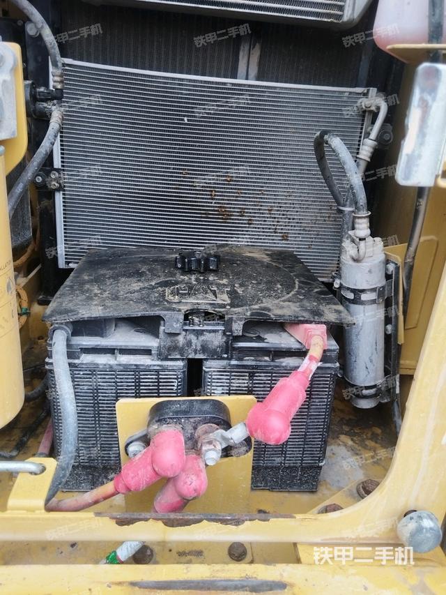 電瓶(大件艙室) 電瓶(大件艙室)
