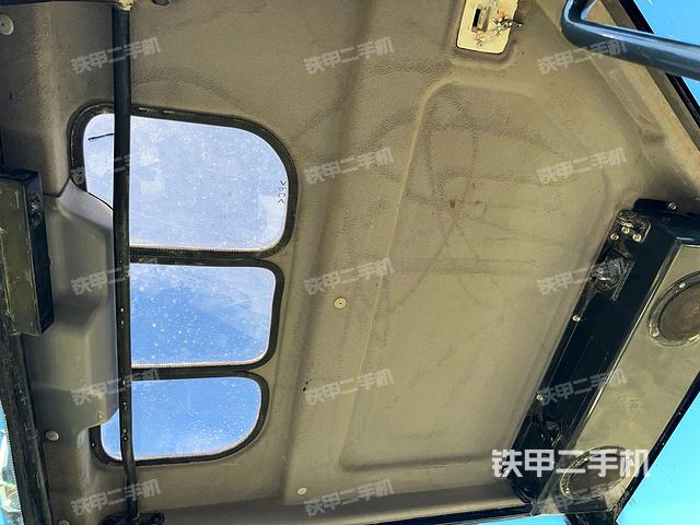 駕駛室頂部（整機(jī)外觀）