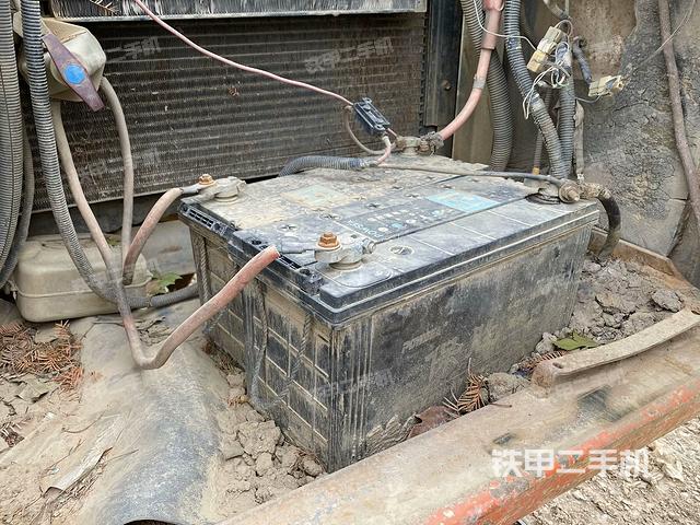 電瓶(大件艙室) 電瓶(大件艙室)
