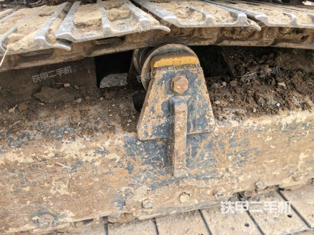 左導(dǎo)向輪（行走機(jī)構(gòu)）