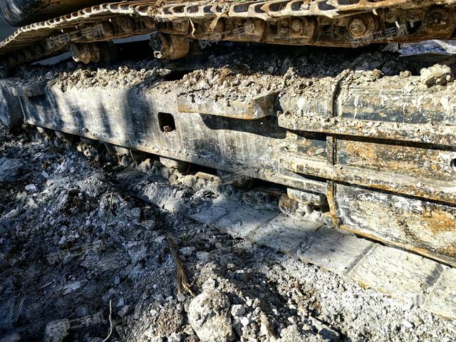 右側(cè)履帶整體（行走機(jī)構(gòu)）