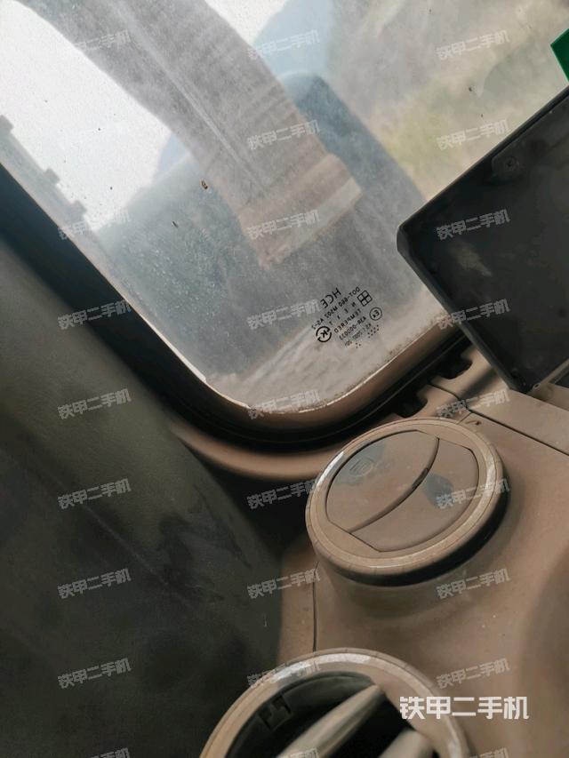 駕駛室左后45度（駕駛室部分）