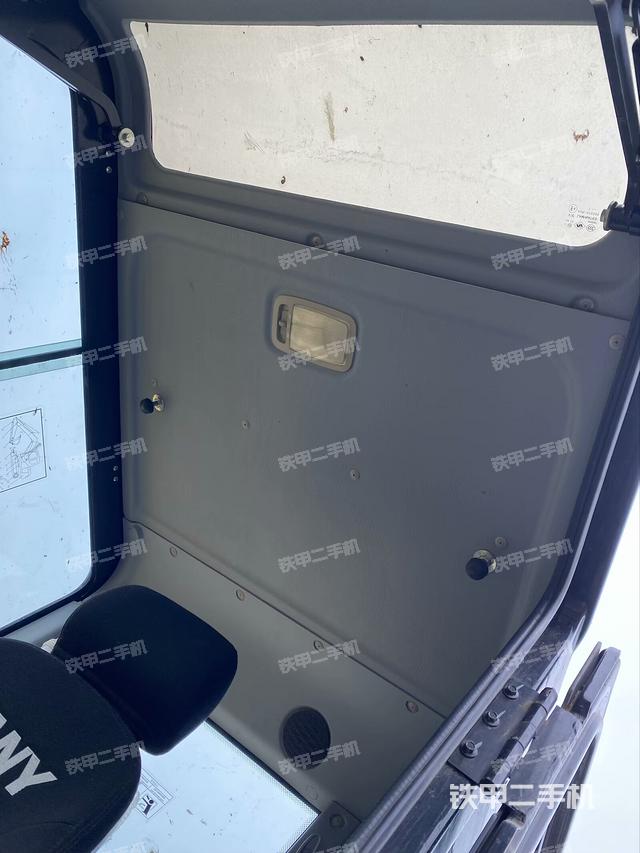 頂棚整體（駕駛室部分）