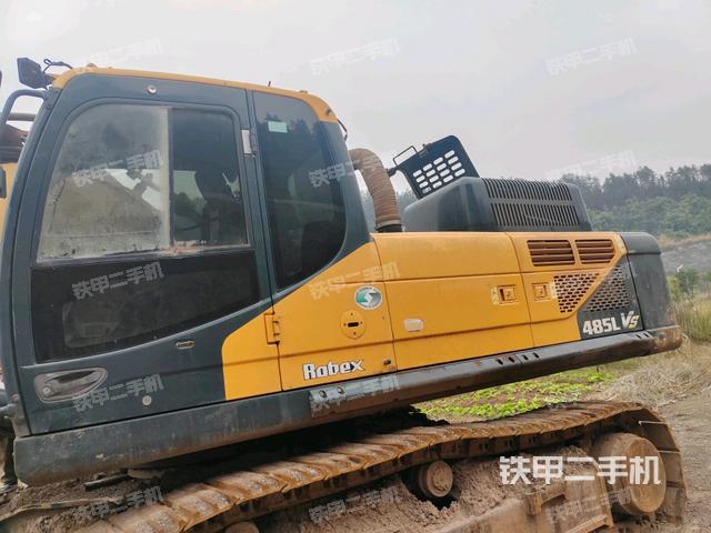 后窗玻璃角標(biāo)（駕駛室部分）