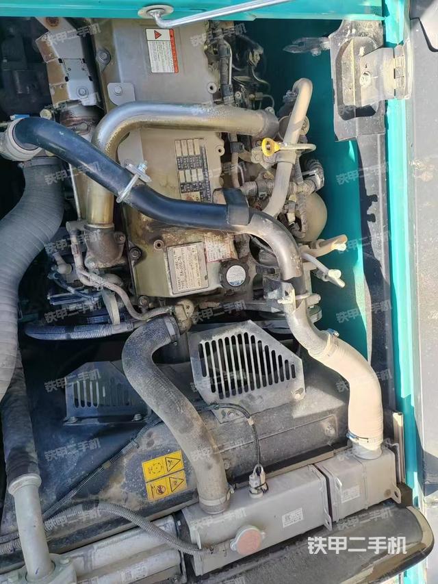 發(fā)動(dòng)機(jī)整體俯視（整機(jī)外觀）