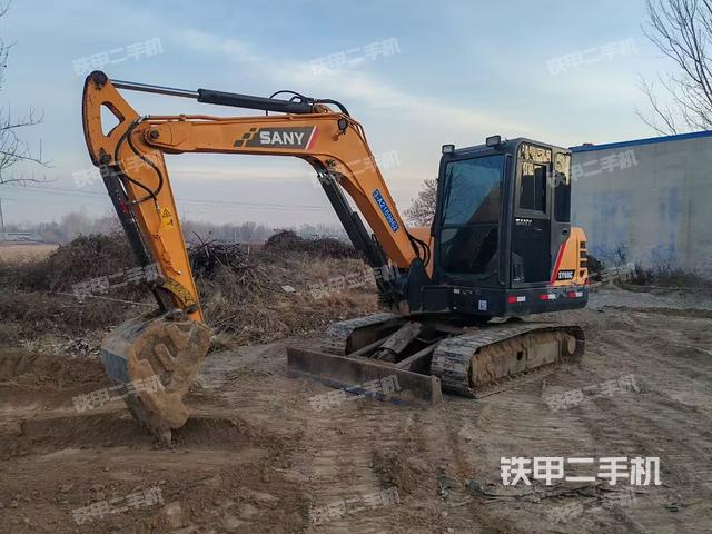 駕駛室整體（整機(jī)外觀）