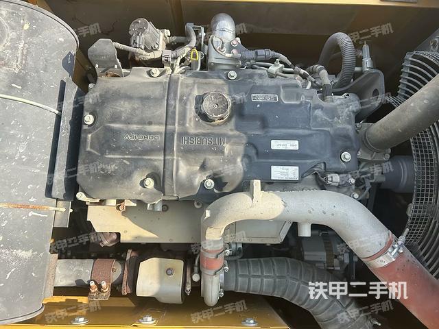發(fā)動(dòng)機(jī)整體俯視(整機(jī)外觀) 發(fā)動(dòng)機(jī)整體俯視(整機(jī)外觀)