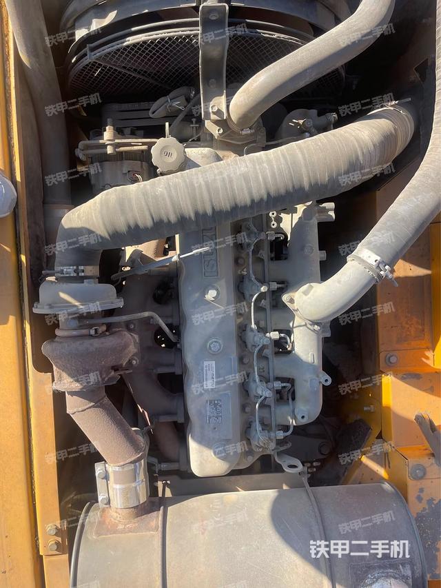 發(fā)動(dòng)機(jī)整體俯視（整機(jī)外觀）