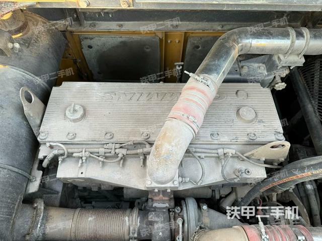 發(fā)動(dòng)機(jī)整體俯視(整機(jī)外觀) 發(fā)動(dòng)機(jī)整體俯視(整機(jī)外觀)