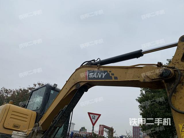 大臂整體?右側(cè)（工作和回轉(zhuǎn)裝置）