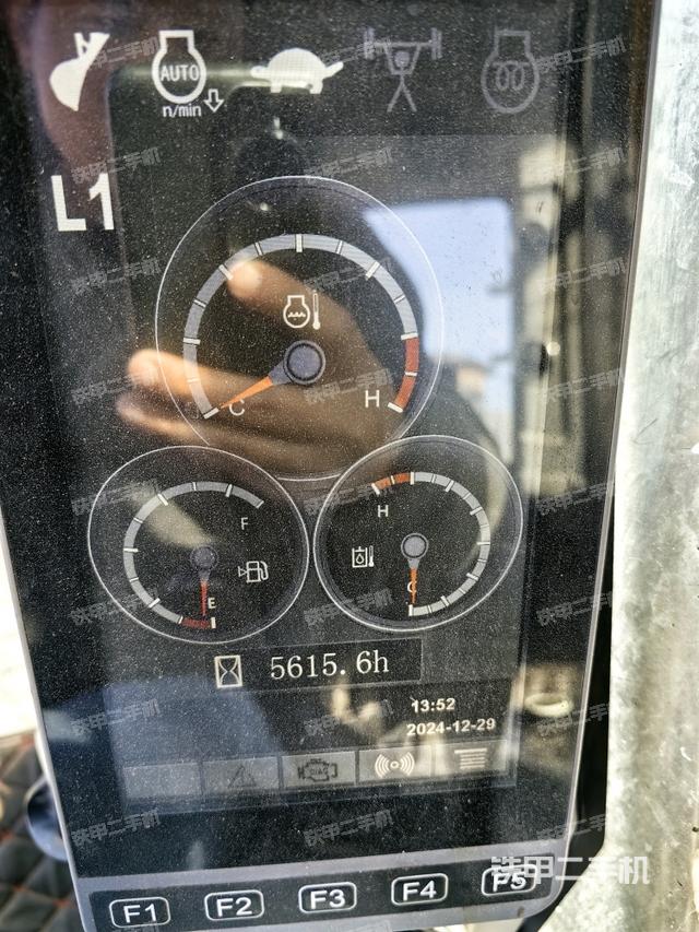小時表(駕駛室部分) 小時表(駕駛室部分)