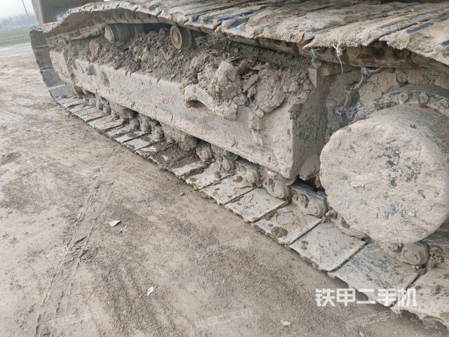 右側行走馬達蓋板（行走機構）