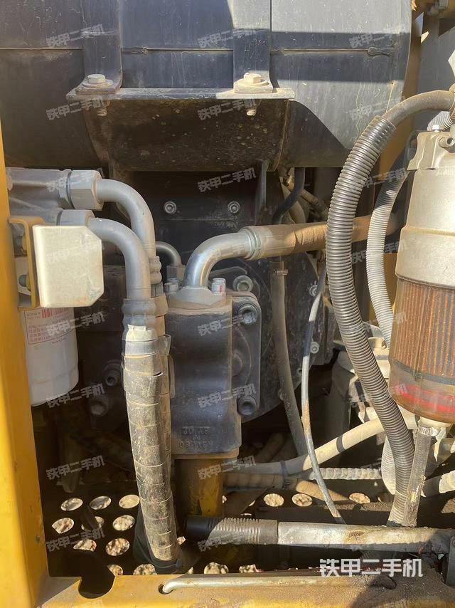 液壓泵室（大件艙室）