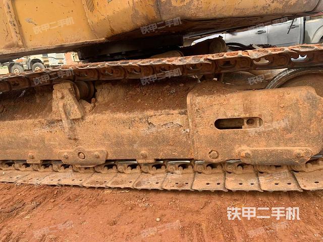 單側(cè)履帶整體（整機(jī)外觀）