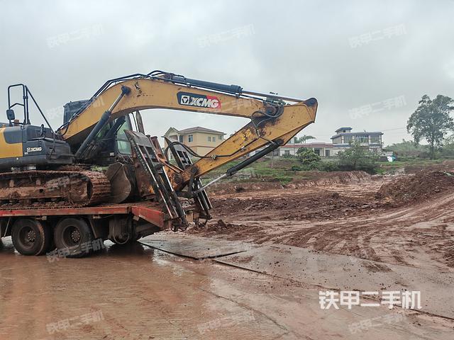 整機右后45°(整機外觀) 整機右后45°(整機外觀)