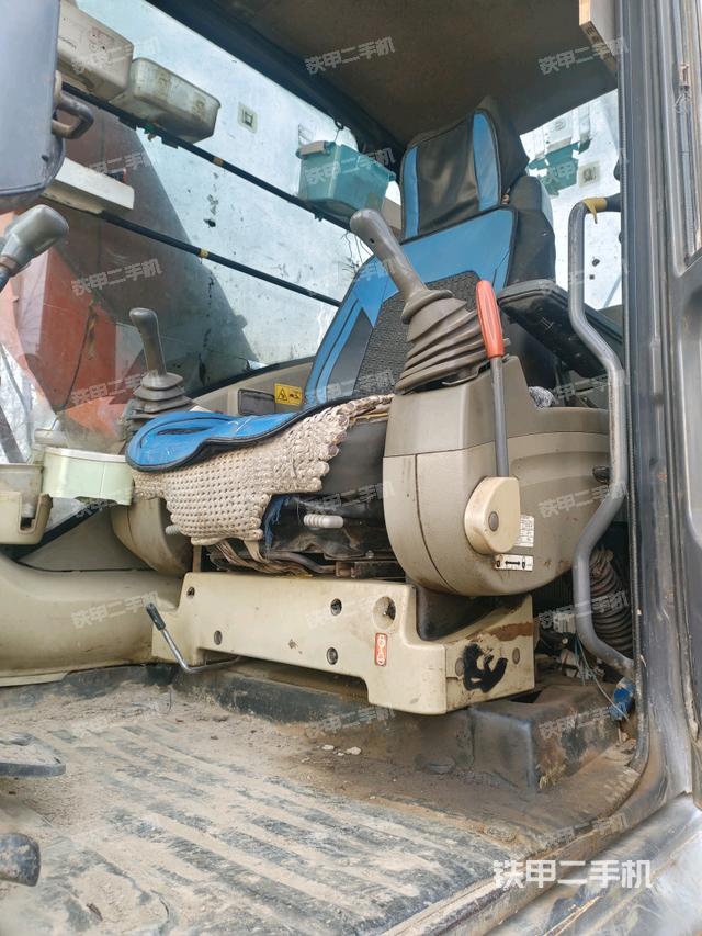 駕駛室正側（駕駛室部分）