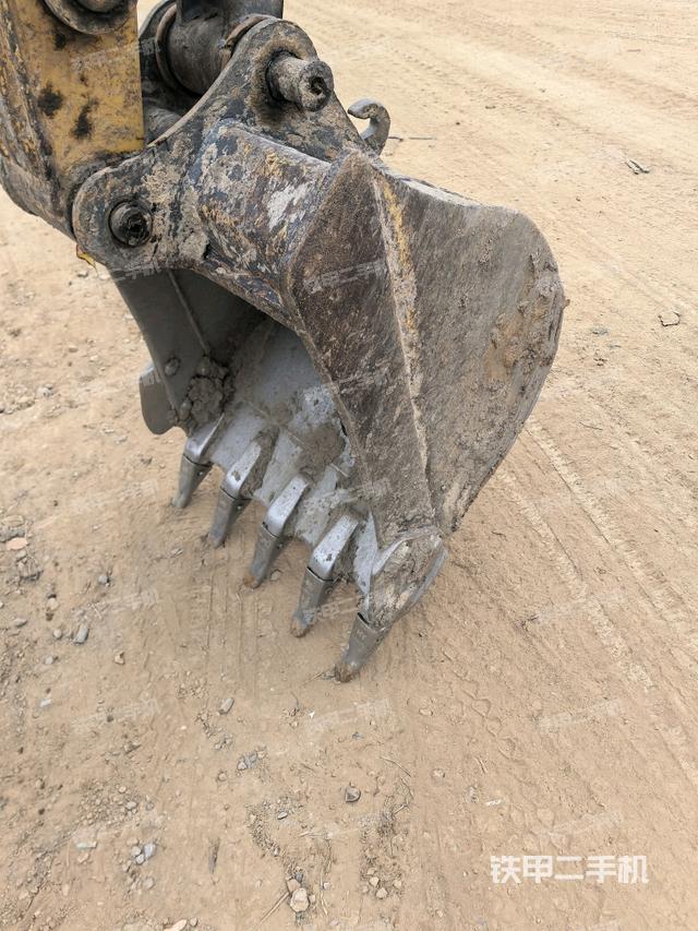 鏟斗45度（工作和回轉(zhuǎn)裝置）