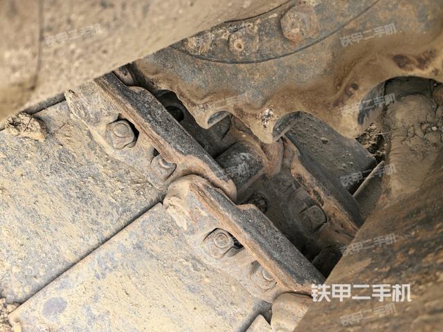 右側(cè)行走馬達(dá)蓋板(行走機構(gòu)) 右側(cè)行走馬達(dá)蓋板(行走機構(gòu))