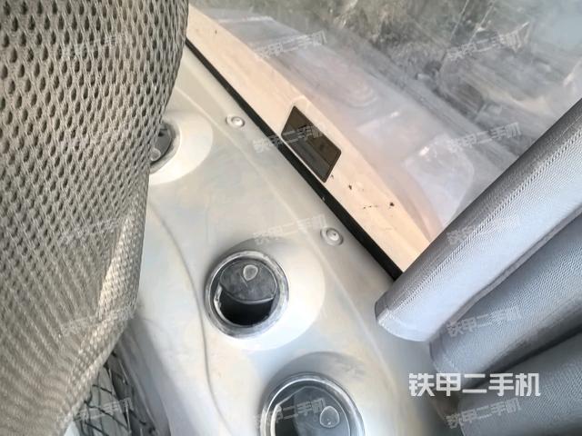 座椅后部（駕駛室部分）