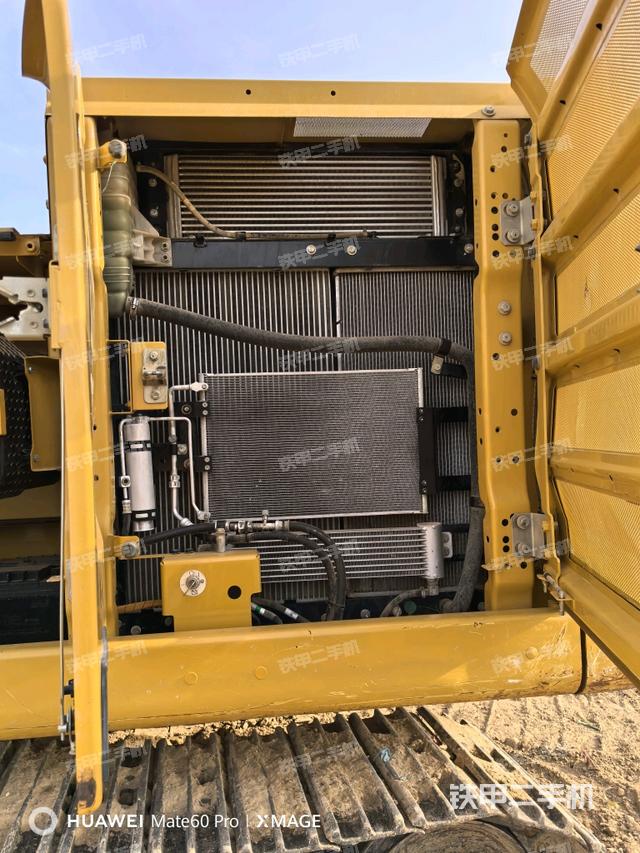 液壓泵斜45?左（大件艙室）