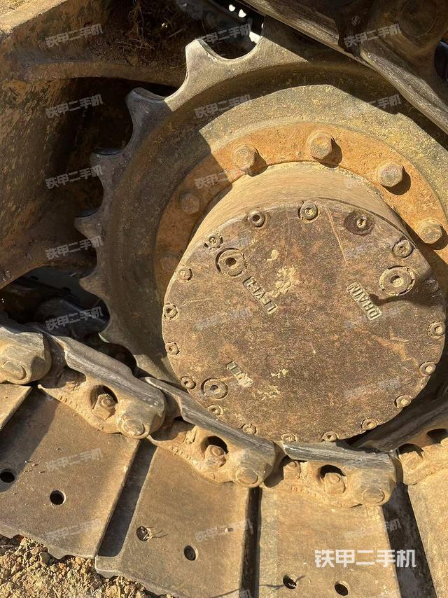 左驅(qū)動(dòng)輪（行走機(jī)構(gòu)）