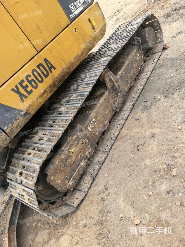 右導(dǎo)向輪（行走機(jī)構(gòu)）