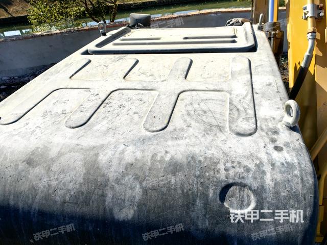 駕駛室頂部俯視(上車部件) 駕駛室頂部俯視(上車部件)