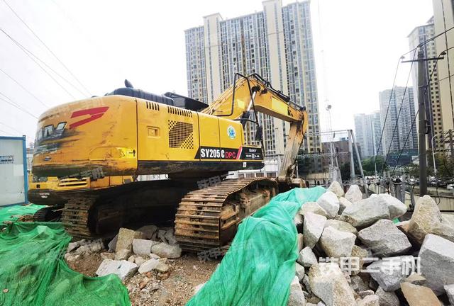 整機右后45°（整機外觀）