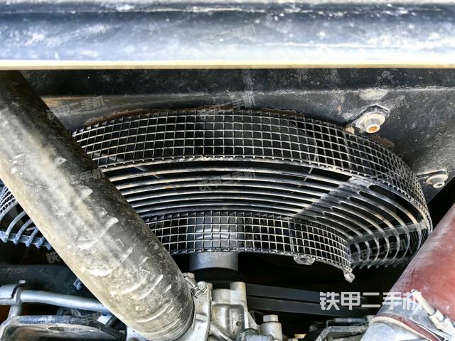 水箱+風(fēng)扇特寫(上車部件) 水箱+風(fēng)扇特寫(上車部件)