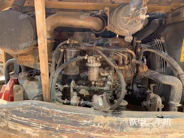 發(fā)動機整體俯視(整機外觀) 發(fā)動機整體俯視(整機外觀)