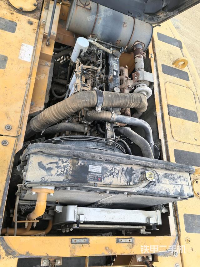 發(fā)動機室(上車部件) 發(fā)動機室(上車部件)