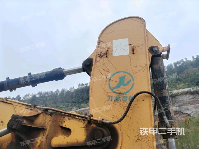 小臂整體右前（工作和回轉(zhuǎn)裝置）